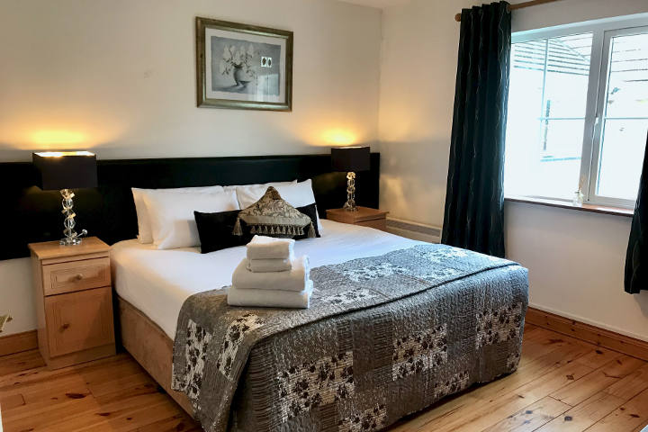 Bed & Breakfasts